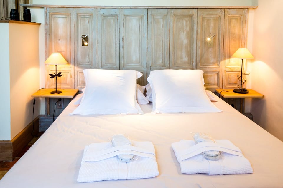 Luxury Villa, Private Bathroom, Park View (Privatisation) | Free WiFi