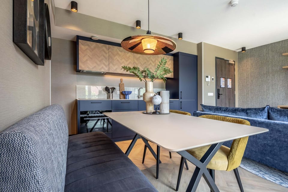 Apartment | Dining