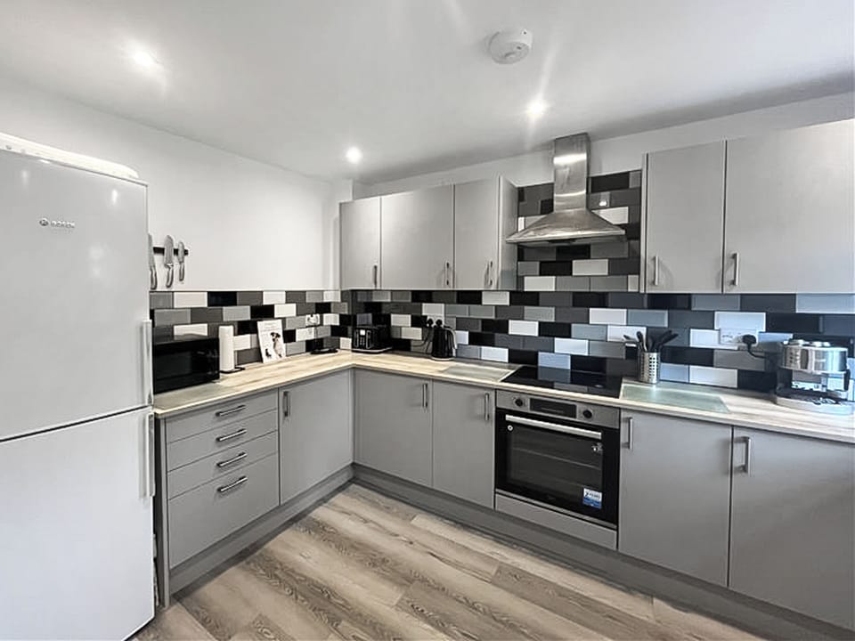 Kitchen | Woodland View, St Leonards On Sea, near Hastings