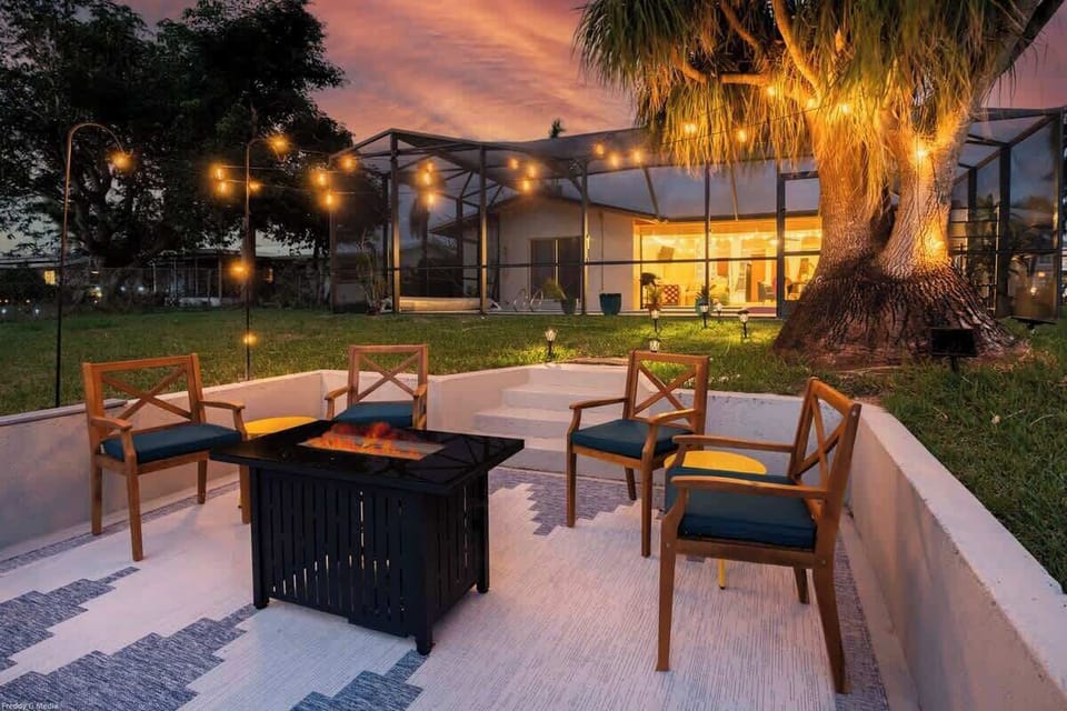Evenings by the fire: perfect for memories, s'mores, and stargazing!