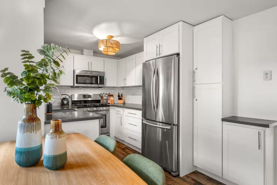 Fully-stocked kitchen for all your cooking needs.
