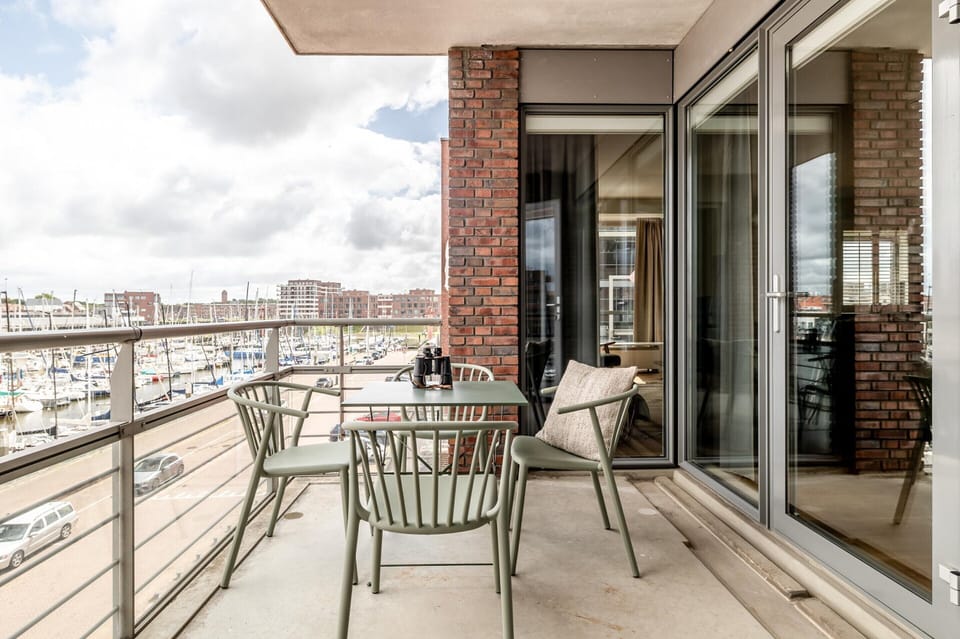 Apartment | Balcony