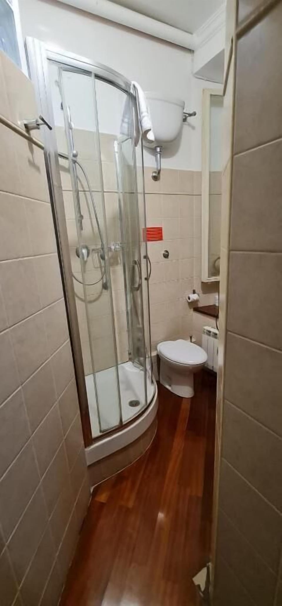 Economy Room, 1 Large Twin Bed | Bathroom | Shower, hair dryer, towels, soap