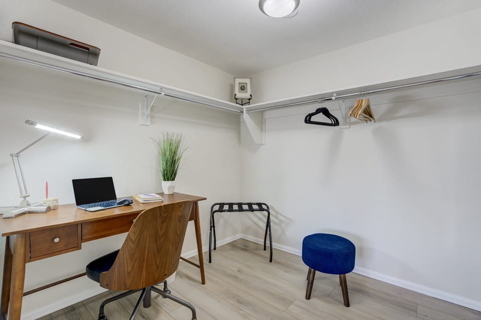 Need to knock out some work? This space is perfect to get that done!