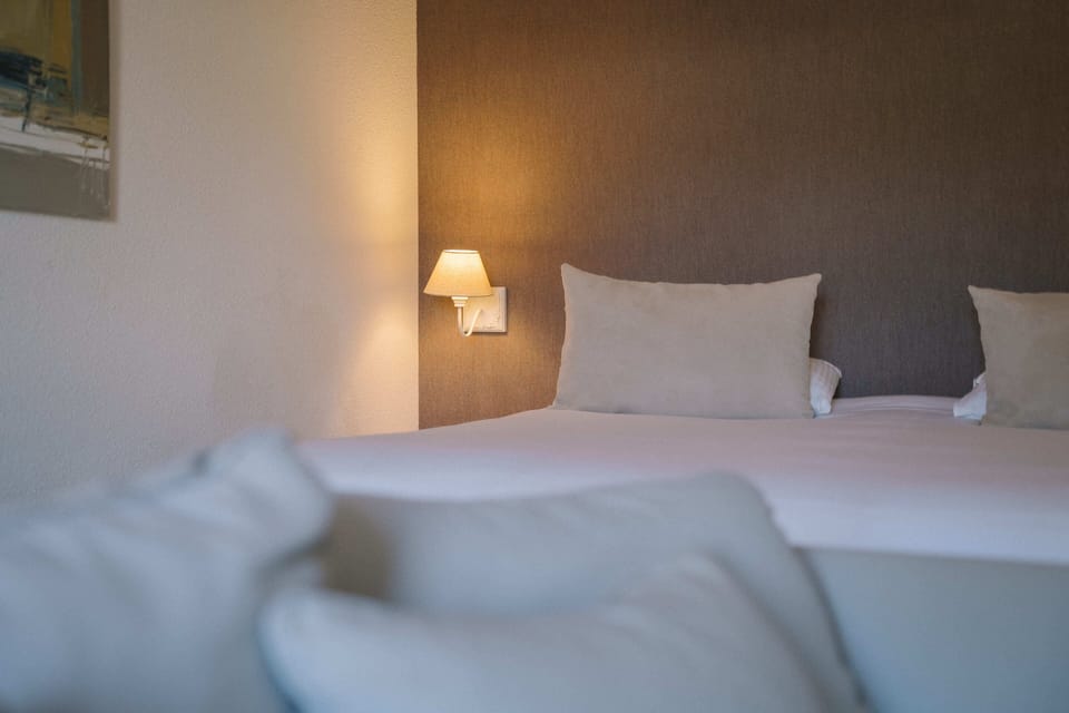 In-room safe, soundproofing, free WiFi