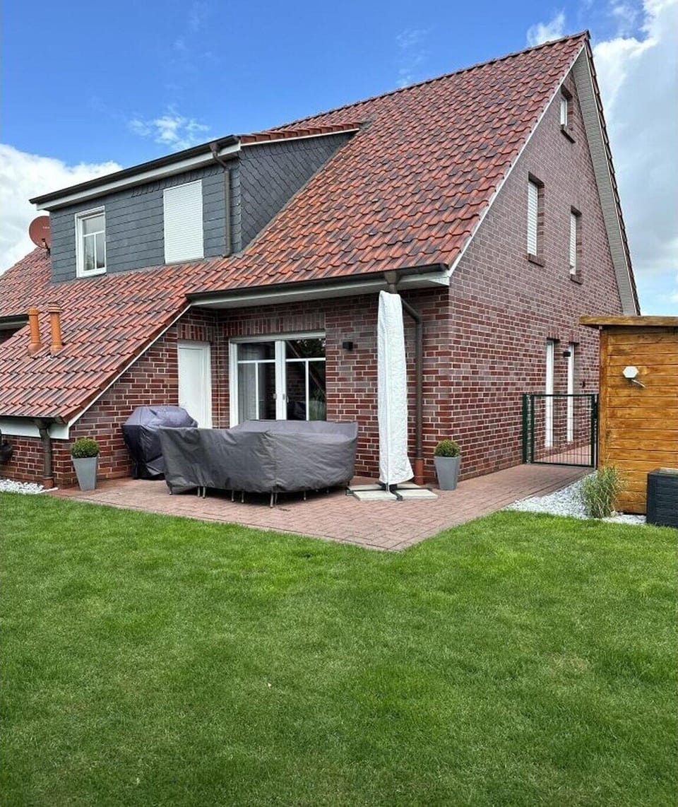 Holiday Home Exterior [summer]