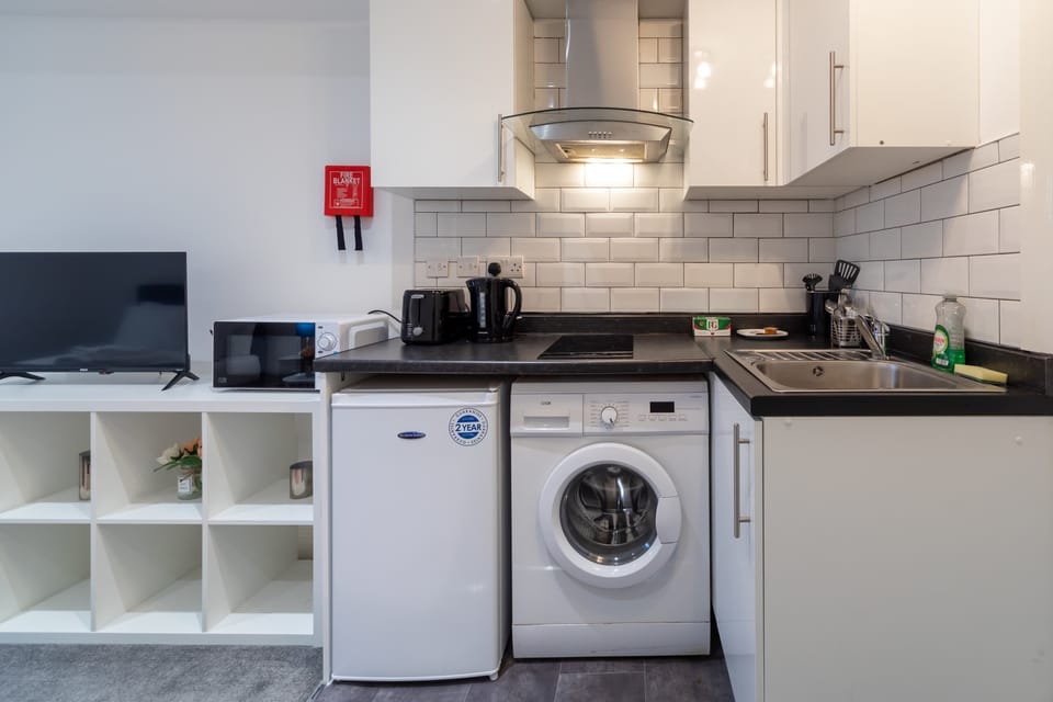 Kitchenette + Washer