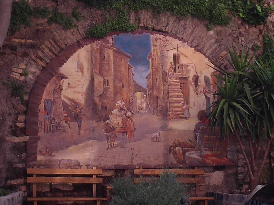 Soundproofing, free WiFi