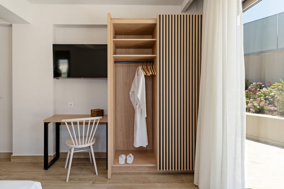 House | 12 bedrooms, soundproofing