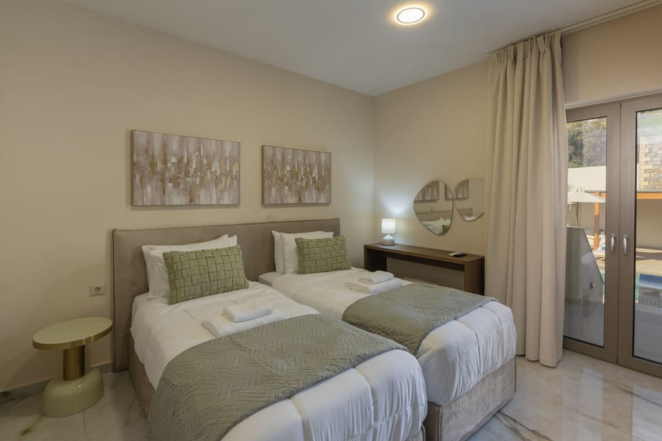 House | 6 bedrooms, soundproofing
