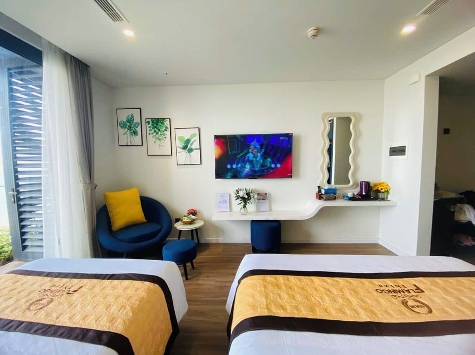 Standard Apartment, Beach View | Free WiFi