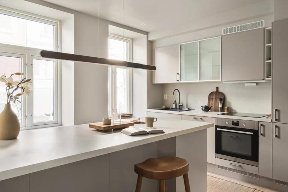 Apartment, Non Smoking, Kitchen | 3 bedrooms, blackout drapes, free WiFi