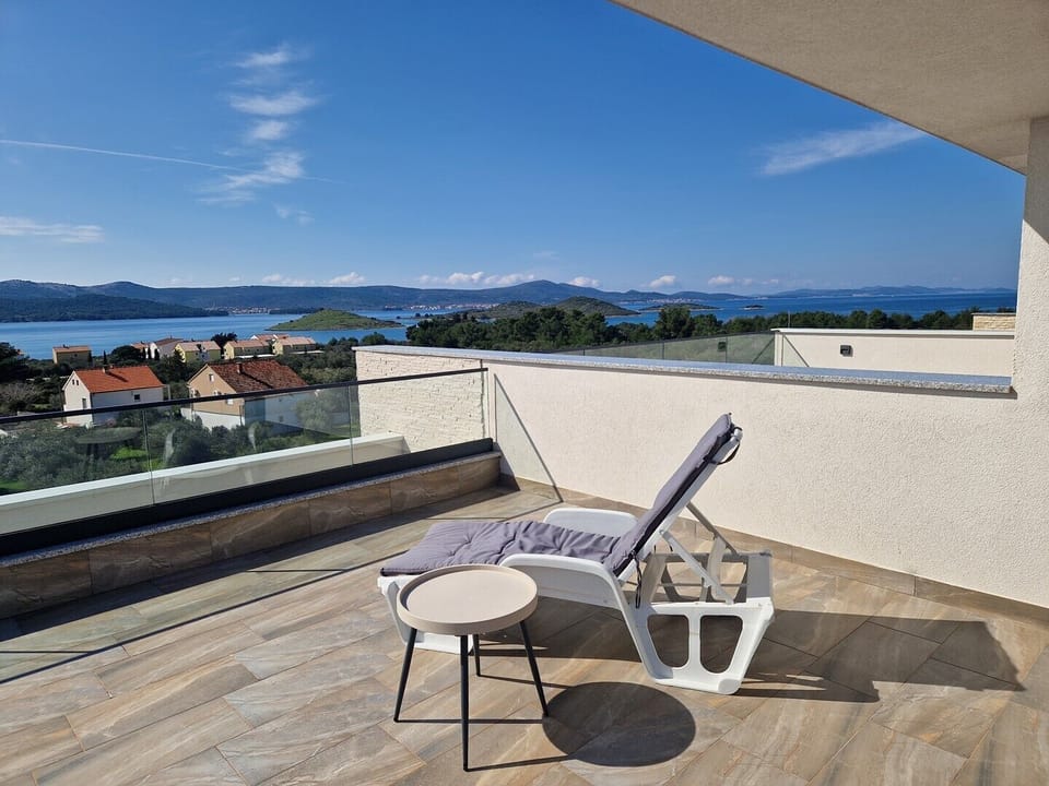 roof terrace
