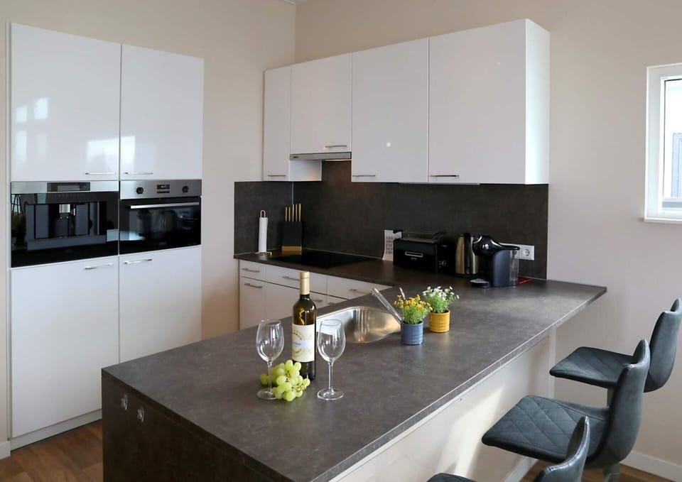 Mobile Home | Private kitchen