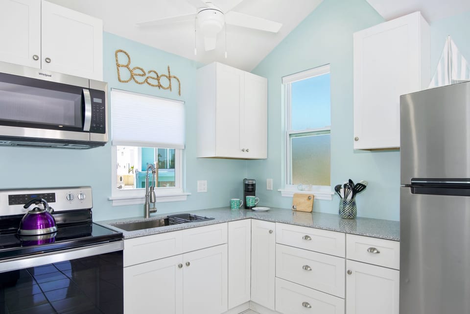 Fully equipped kitchen