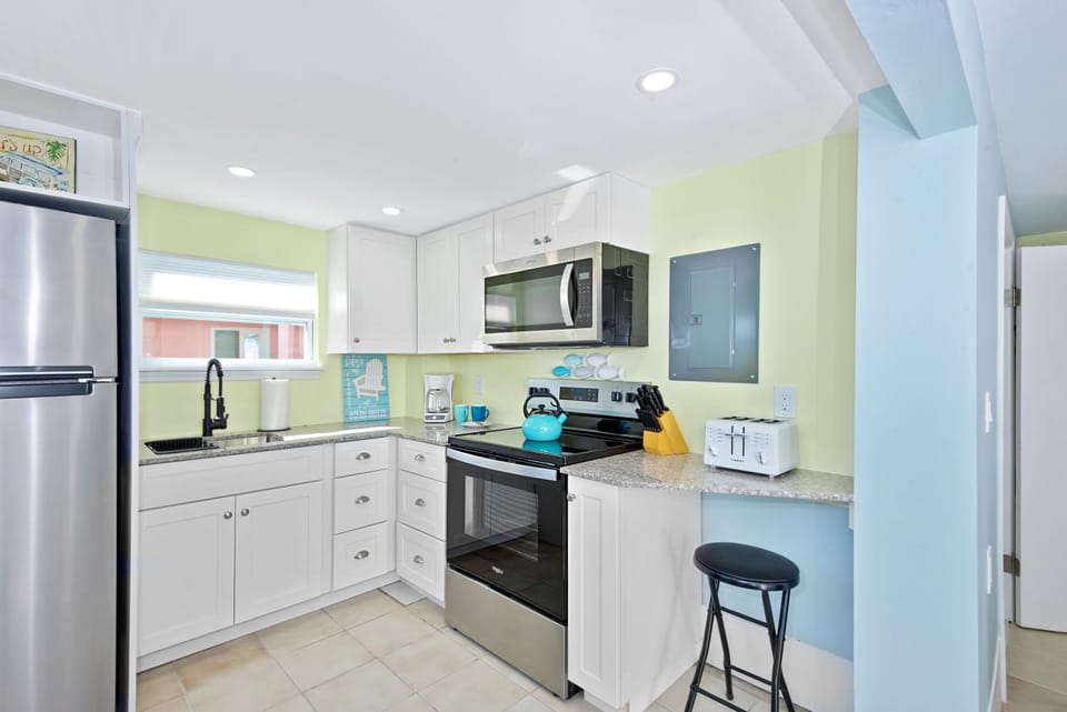 Fully equipped kitchen