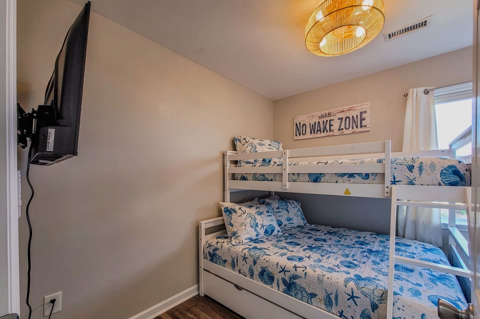 Bunk Room-23
