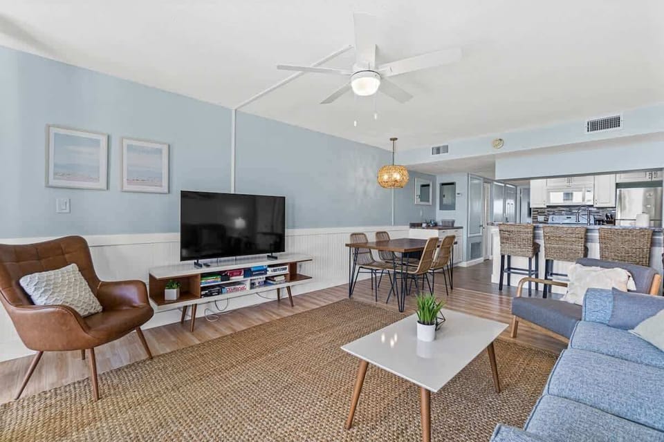 Comfortable Living Area