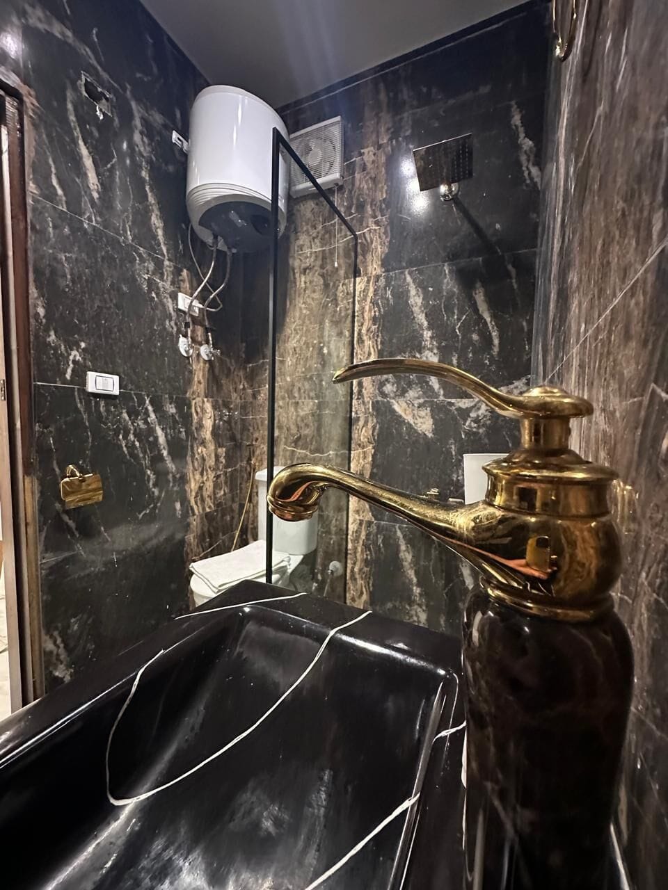 Comfort Room, 1 Bedroom, Non Smoking, Air conditioning | Free minibar items, in-room safe, laptop workspace, blackout drapes