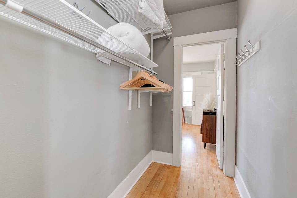 Shared walk in closet between guest bedroom 2 and bedroom/office.