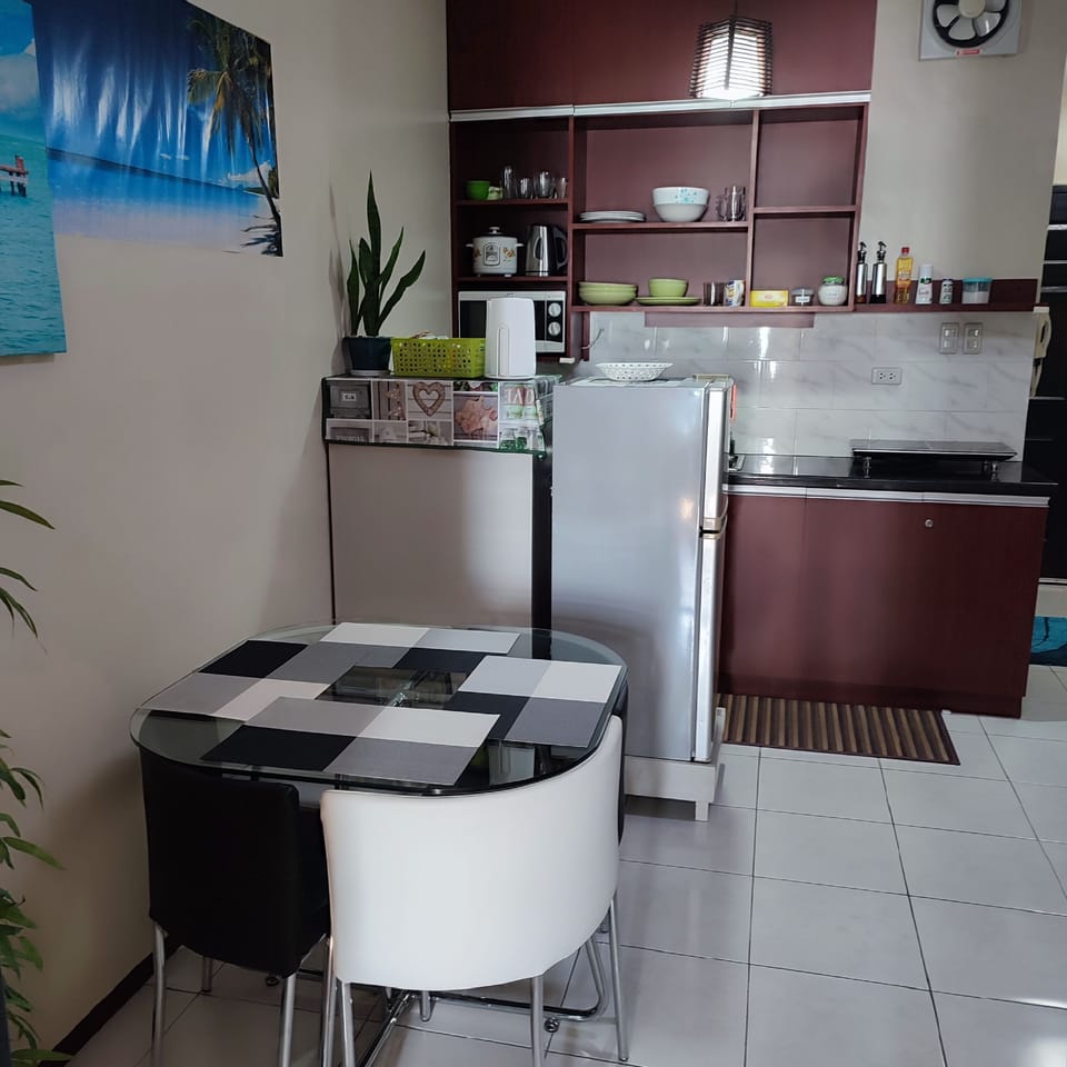 Dining area and kitchenette