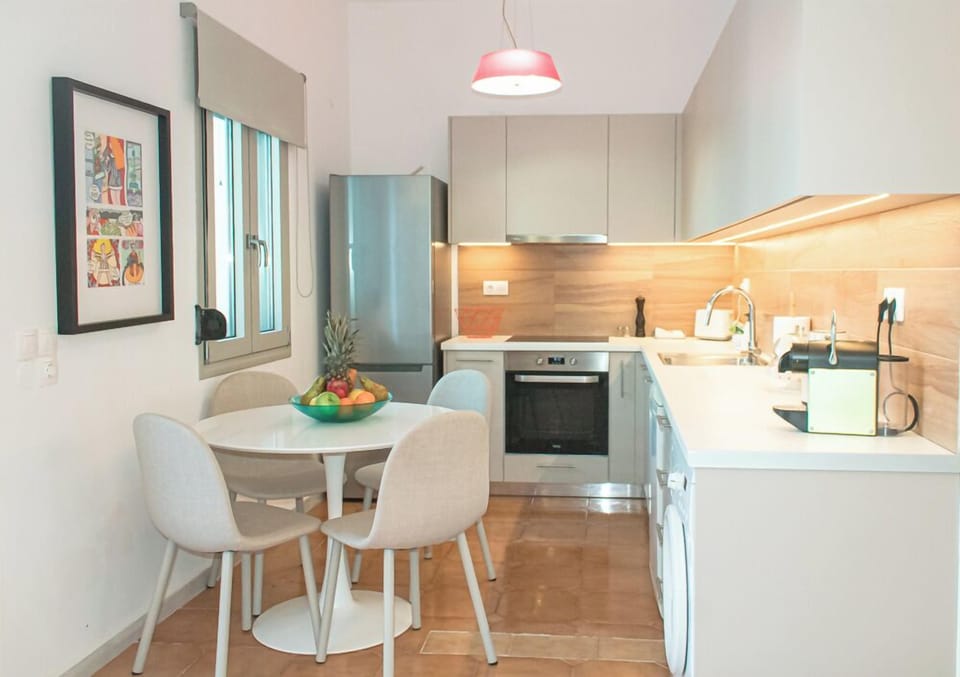 Kitchen 3 (1 of 1)