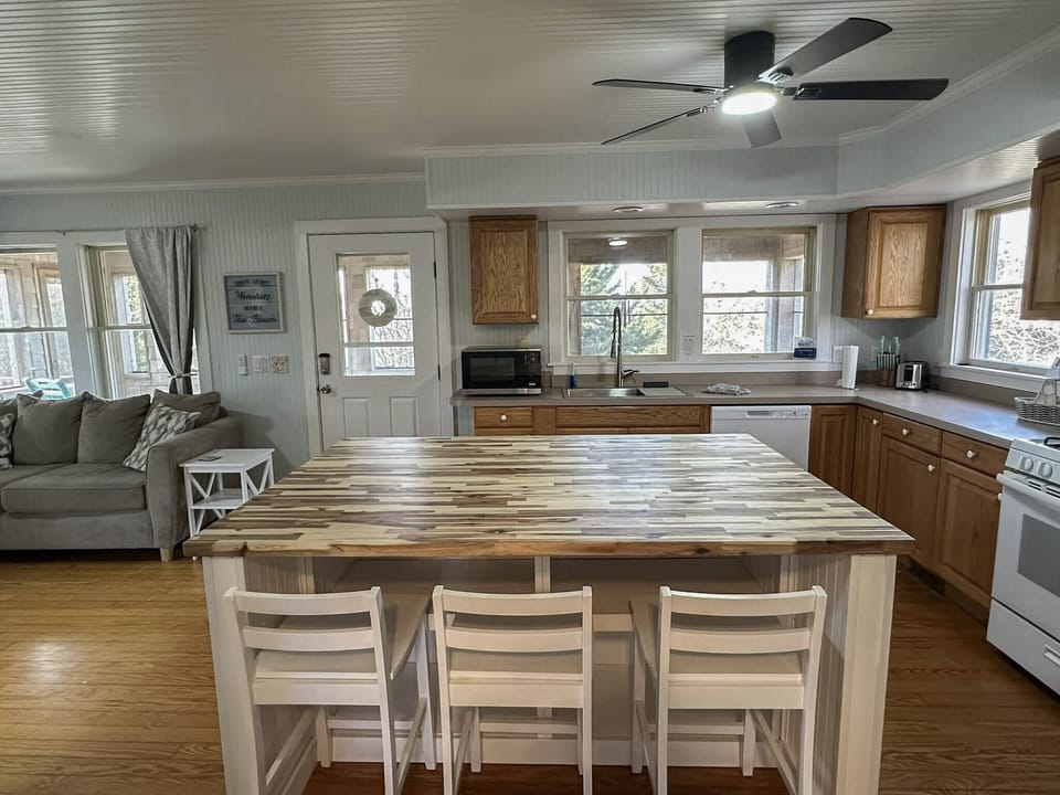*New 2026*  Kitchen