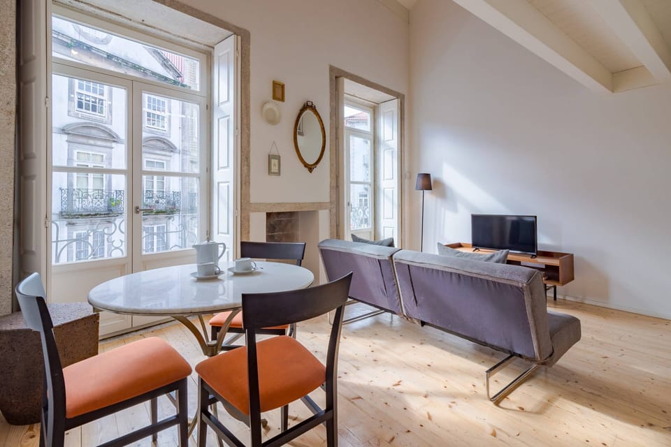 Apartment | Dining