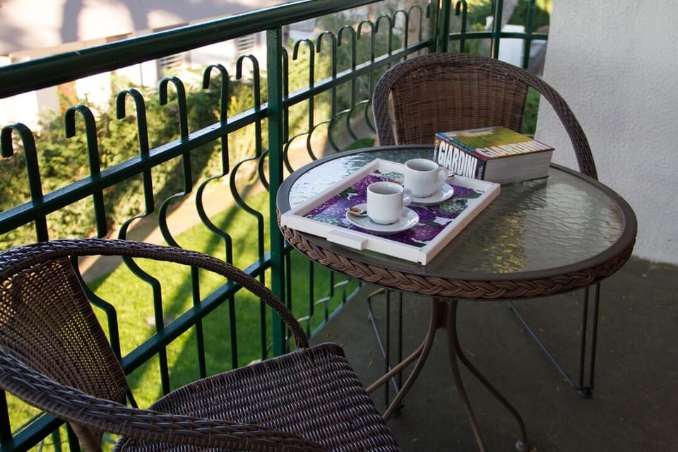 Classic Double or Twin Room, Balcony, Garden View | WiFi (free)
