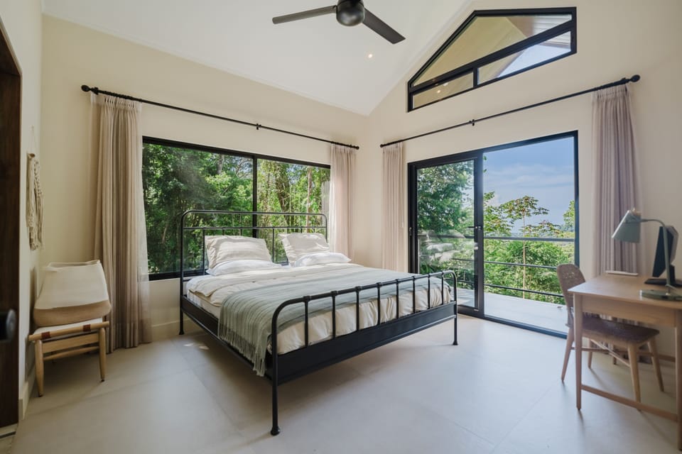 House, 3 Bedrooms, Private Bathroom, Sea View | 3 bedrooms, WiFi (free), bed sheets