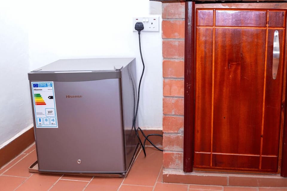 Double Room Single Use, Balcony, Valley View | Mini-refrigerator