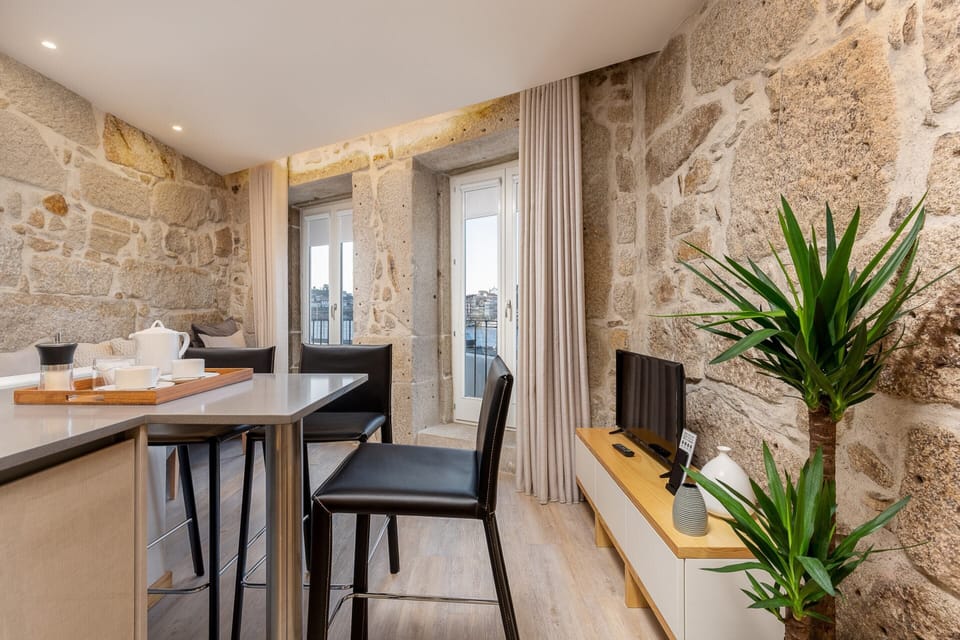 Apartment | Dining