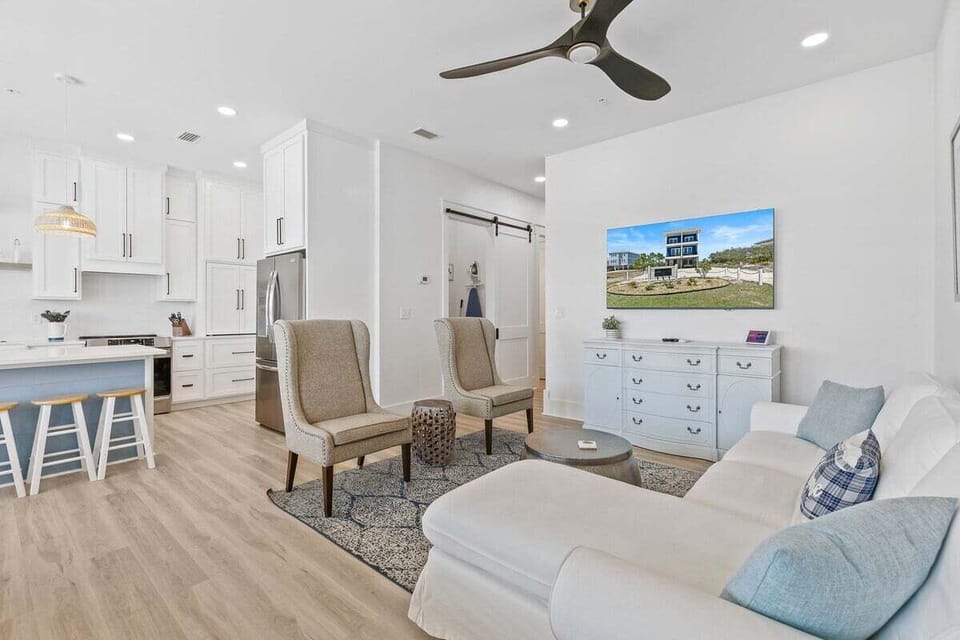 117-1444 W Lagoon Ave - South 5