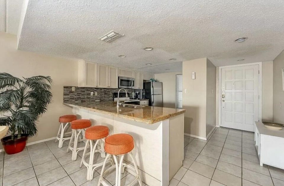 Breakfast Bar