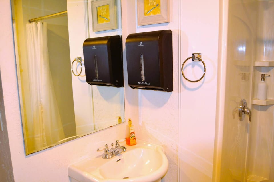 Shared Dormitory, 1 Bedroom, Accessible | Bathroom