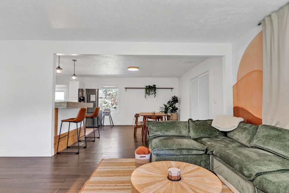 Living + dining open floor plan