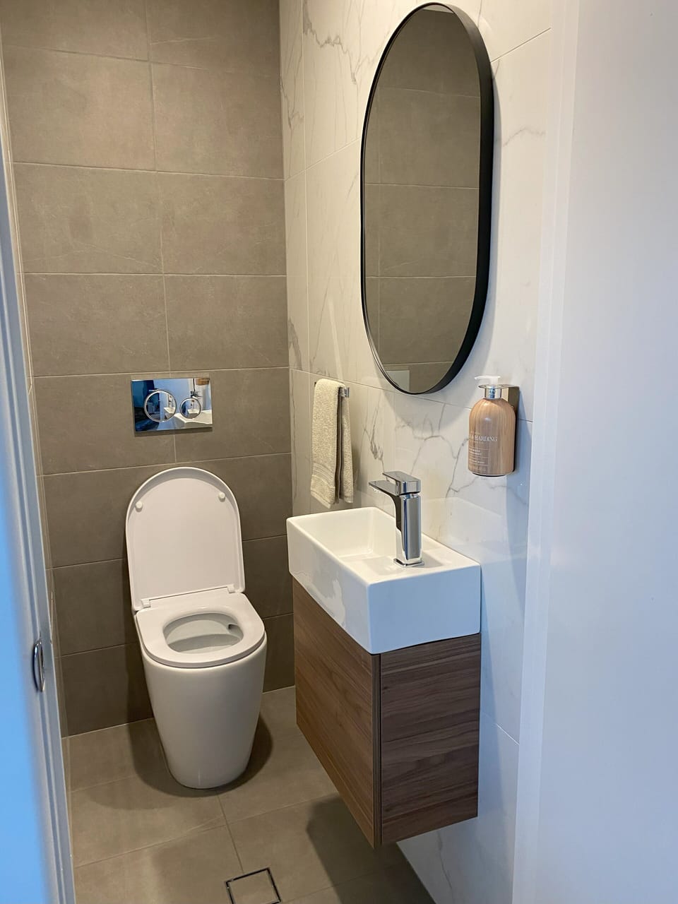 Powder room