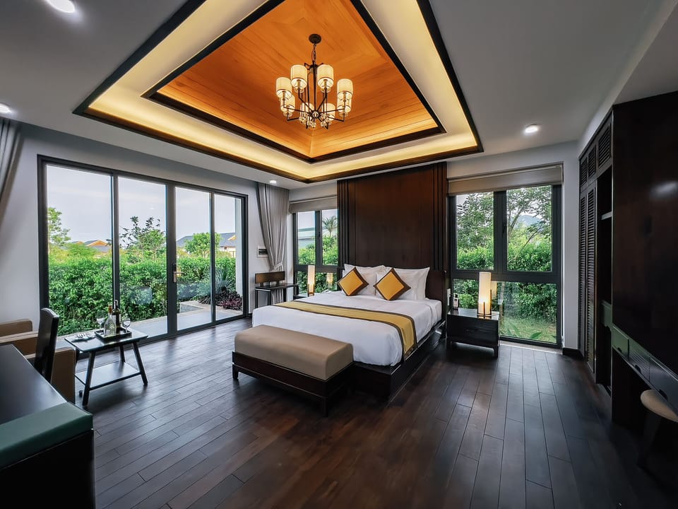 Premium bedding, memory foam beds, minibar, in-room safe