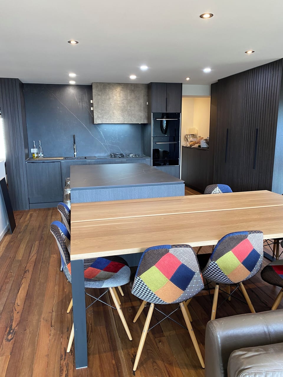 Dining & Kitchen
