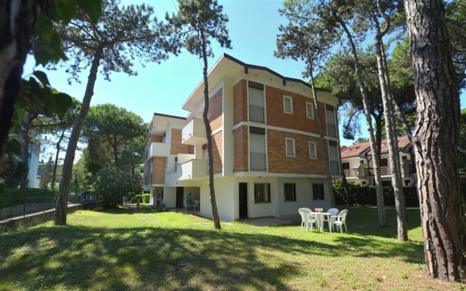 Apartment, 2 Bedrooms, Garden View | Exterior