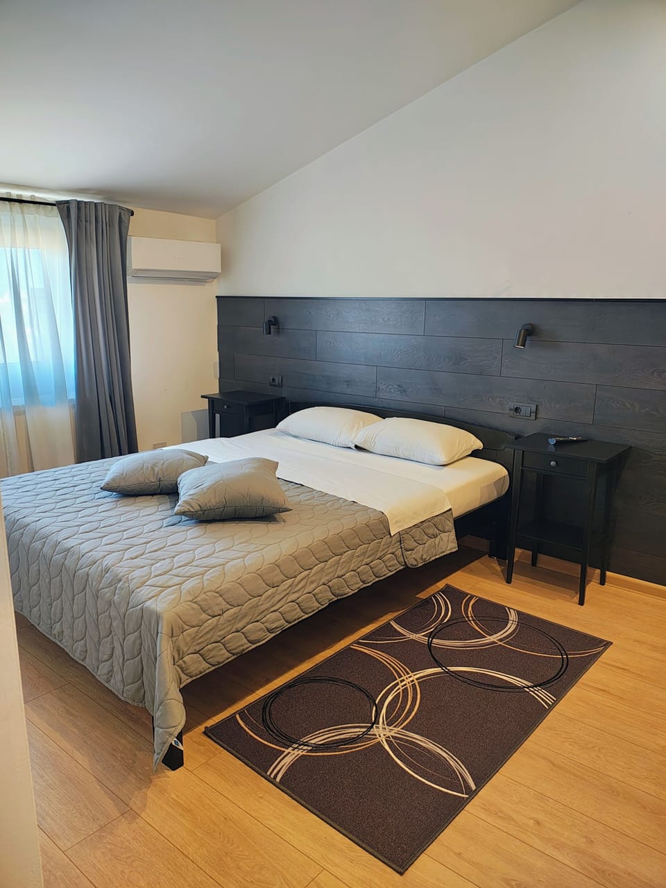 Double Room | Desk, laptop workspace, blackout drapes, soundproofing