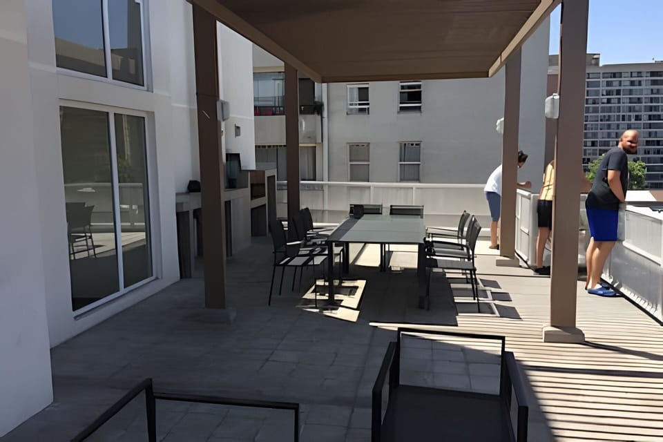 Apartment | Outdoor dining