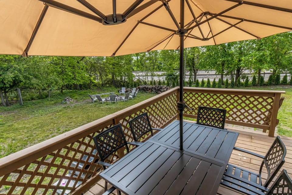 Back Deck | Dining