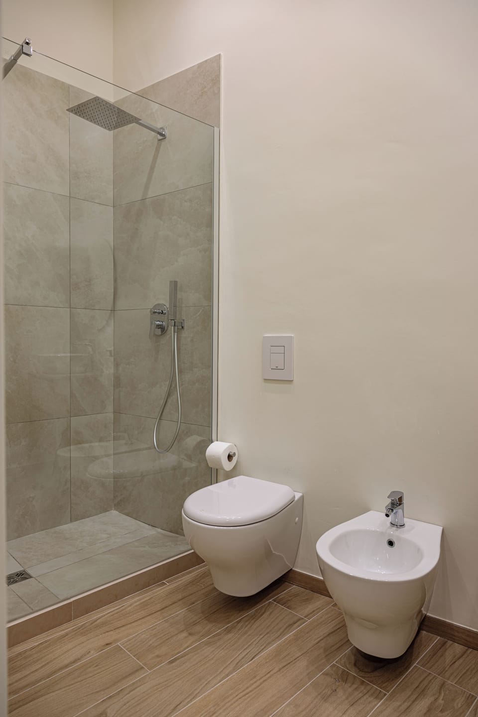 Camera 102 | Bathroom | Shower, hair dryer, towels, soap