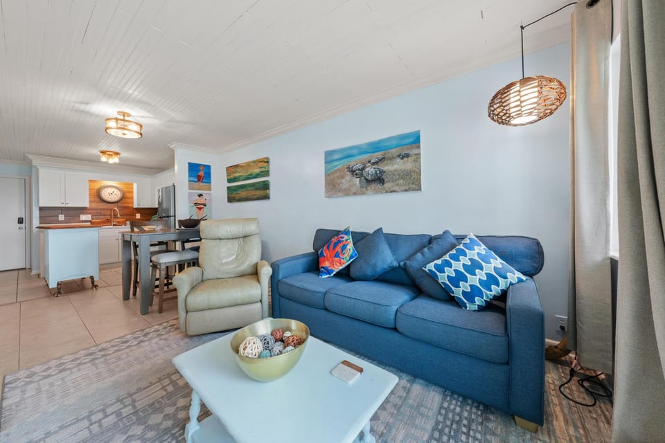 Condo, Multiple Beds (GS Plantation East 3208) | Living area
