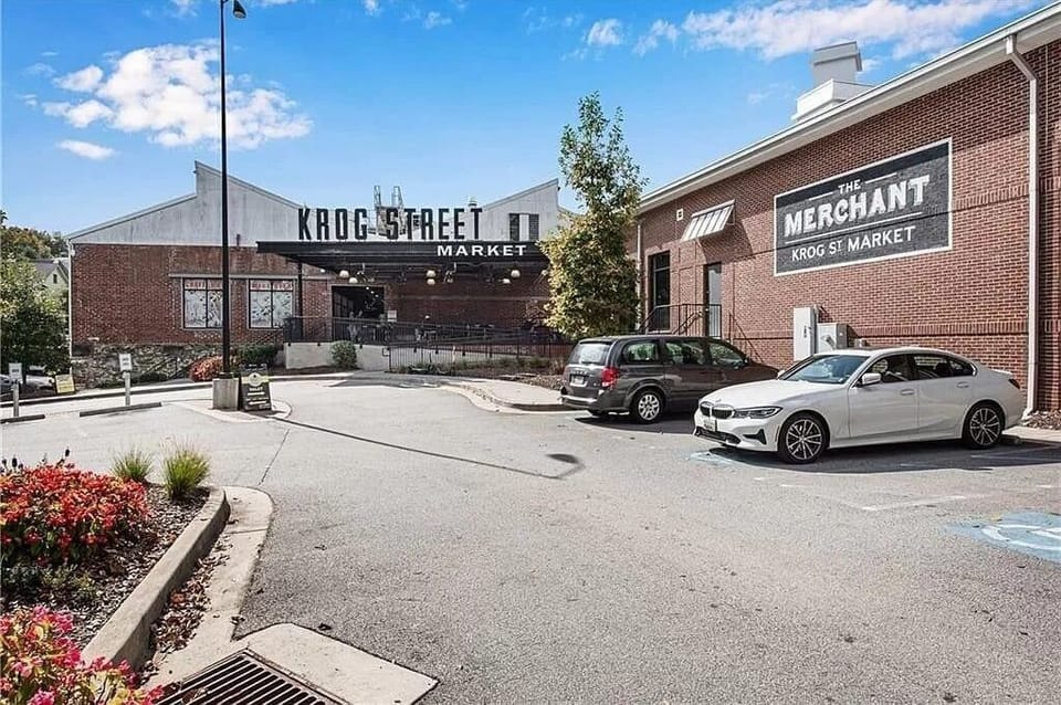 Conveniently located near the market.