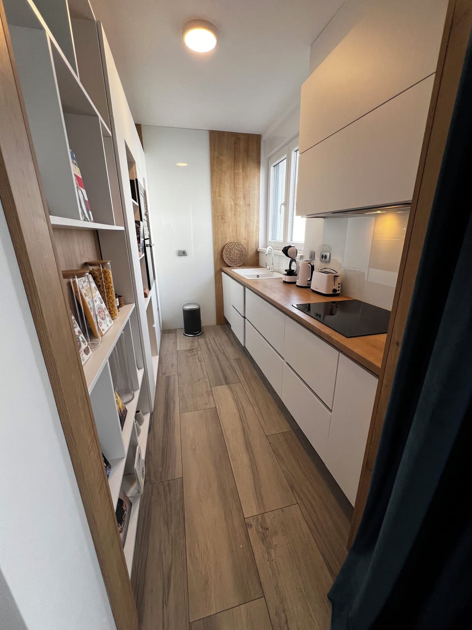 Premium Duplex | Private kitchen | Electric kettle, highchair