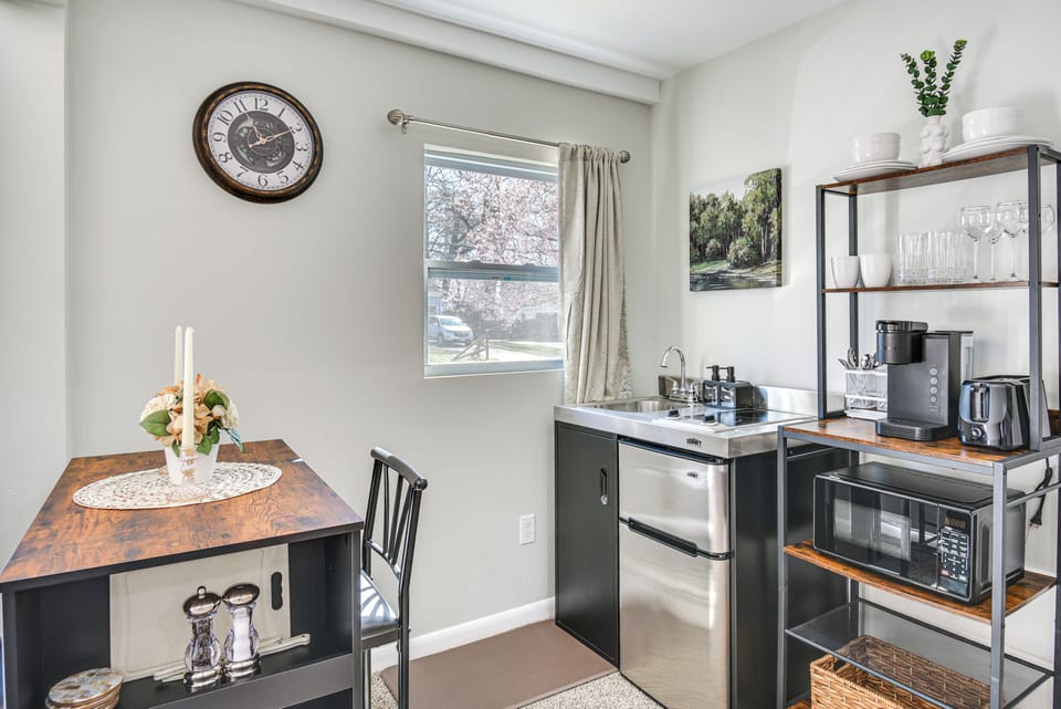 Kitchenette | Keurig Coffee Maker | Toaster | Cooking Basics