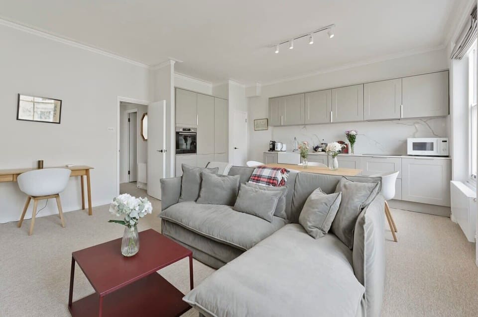 Apartment (1 Bedroom) | Interior
