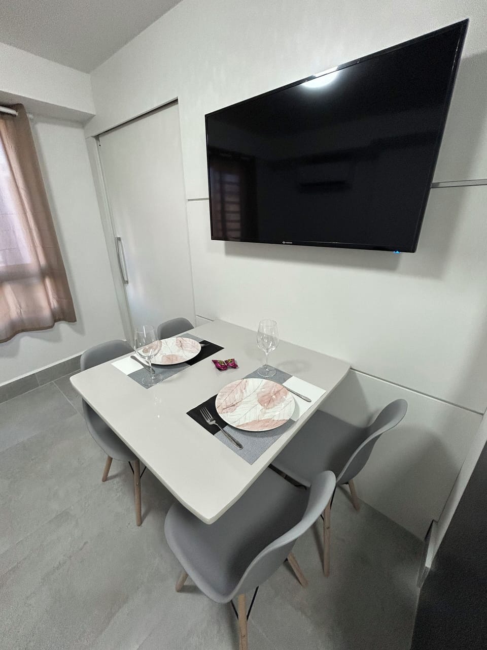 Apartment | Living area | 43-inch Smart TV with digital channels